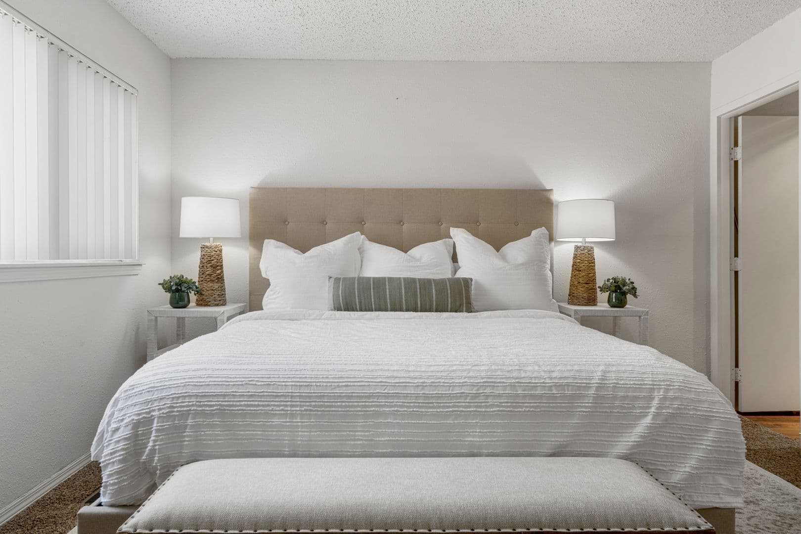 Tulsa Apartment: 8812 S Delaware Ave