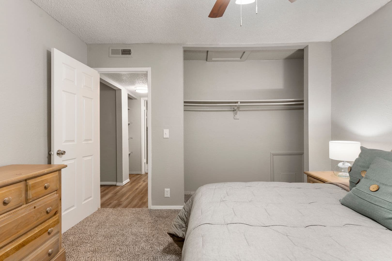 Tulsa Apartment: 10149 E. 32nd St