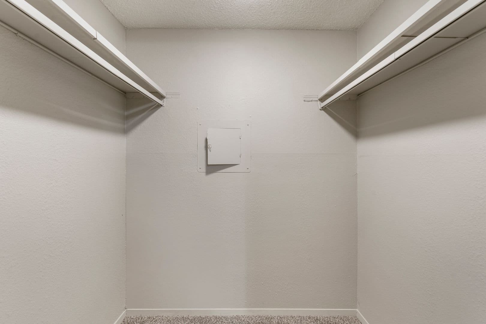Tulsa Apartment: 10149 E. 32nd St