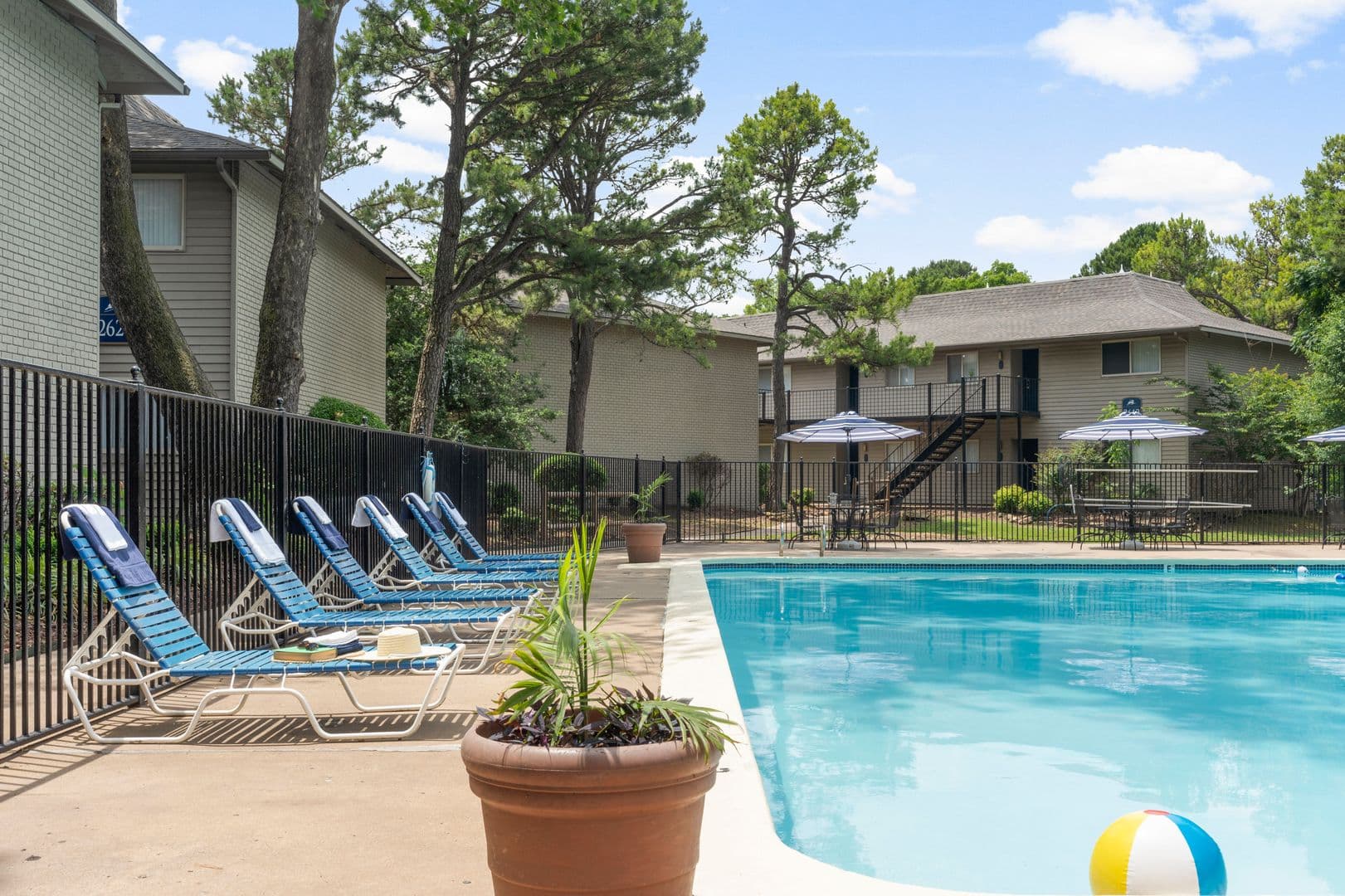 Tulsa Apartment: 8812 S Delaware Ave