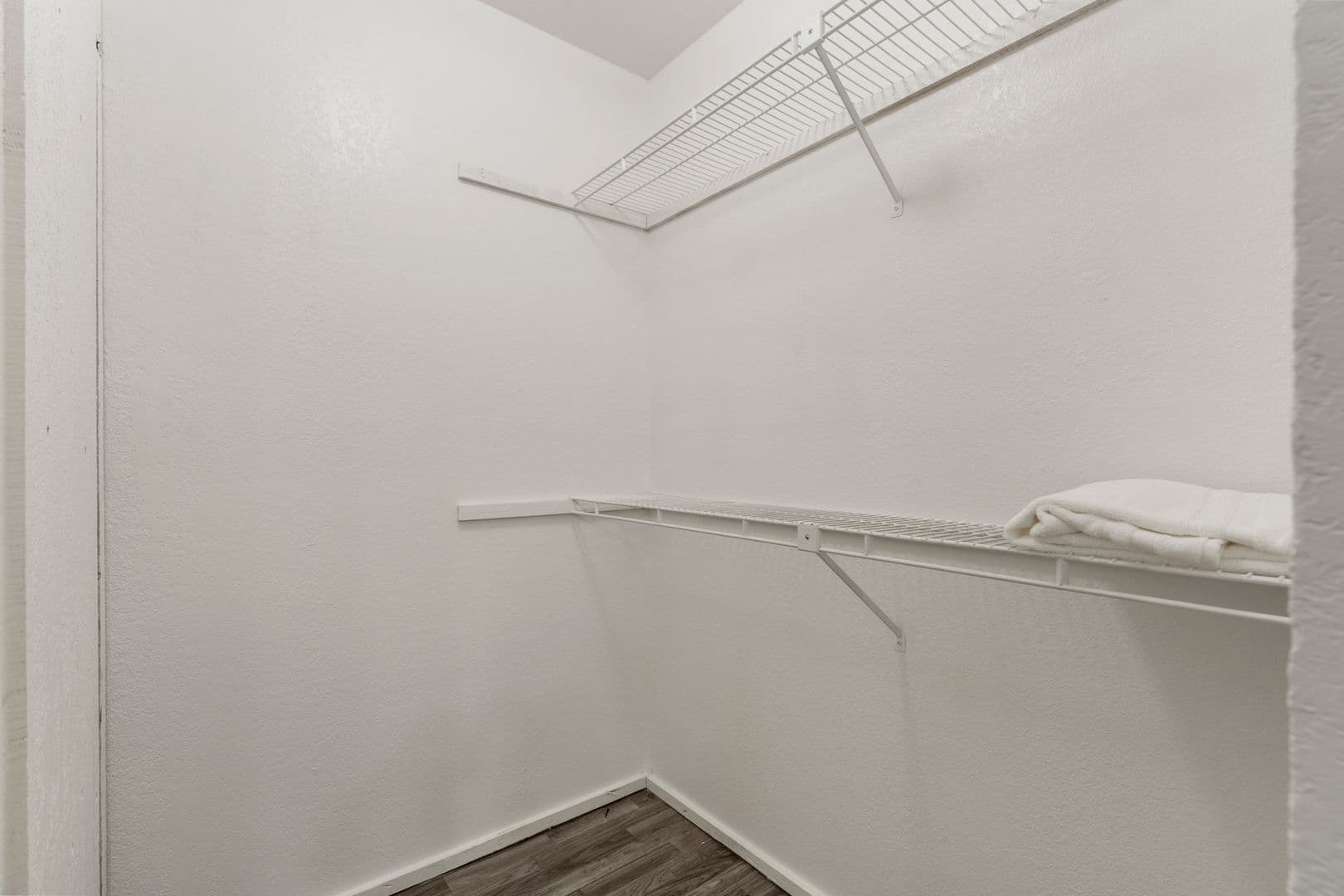 Norman Apartment: 3001 Oak Tree Ave