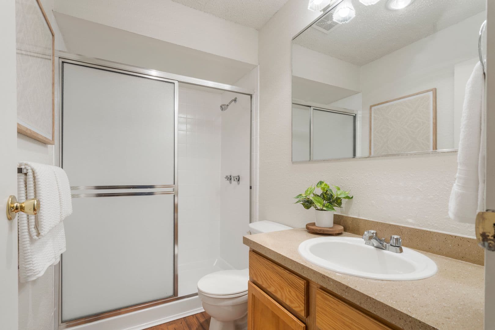 Tulsa Apartment: 8812 S Delaware Ave