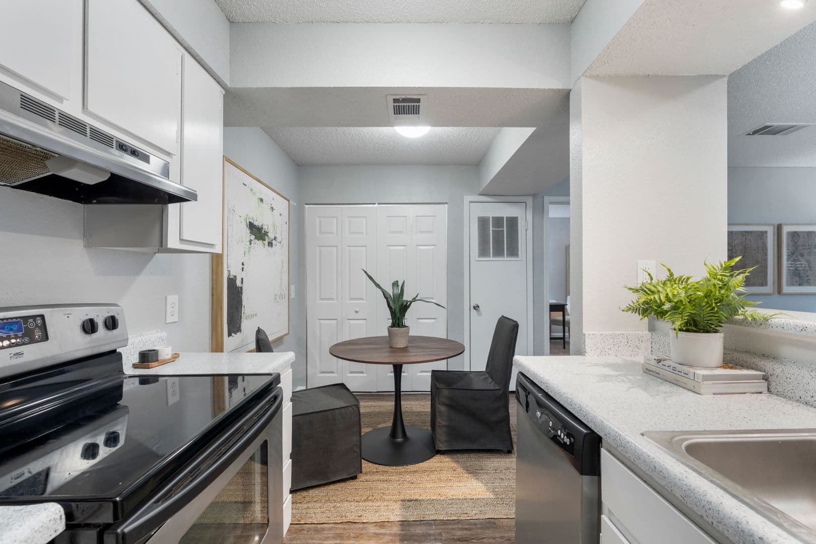 Norman Apartment: 705 Ridgecrest Ct