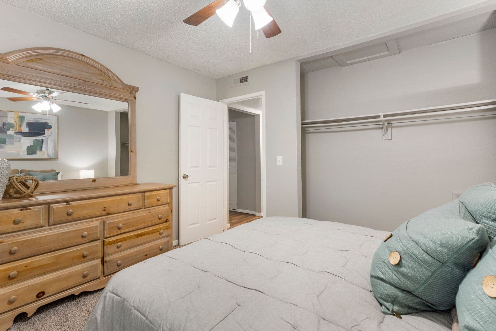 Tulsa Apartment: 10149 E. 32nd St