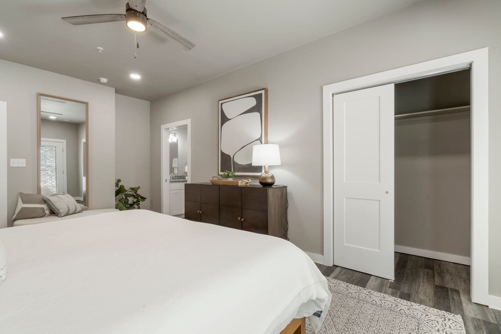 Jenks Apartment: 10700 Douglas Circle