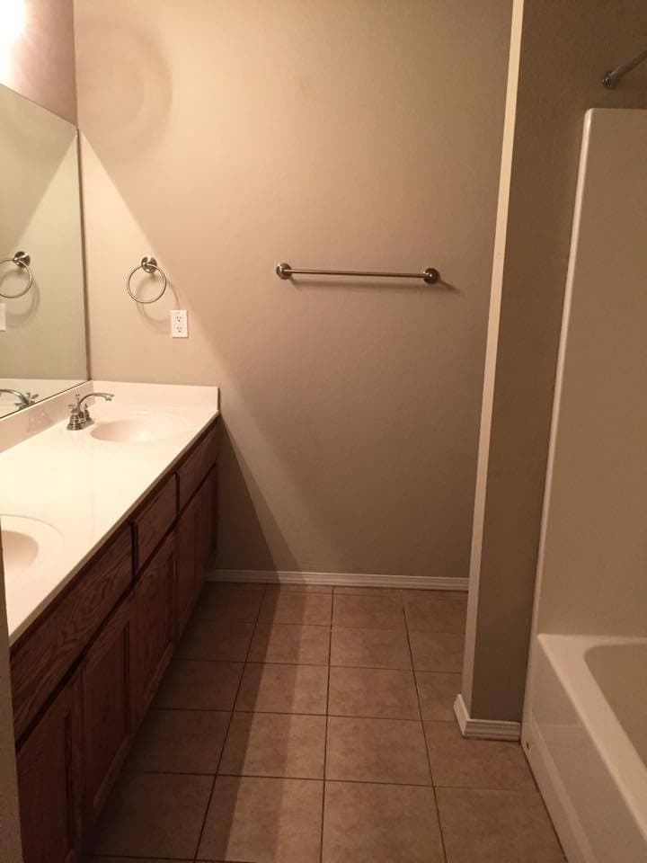 Broken Arrow Apartment: 3400 E. Fairmont Street
