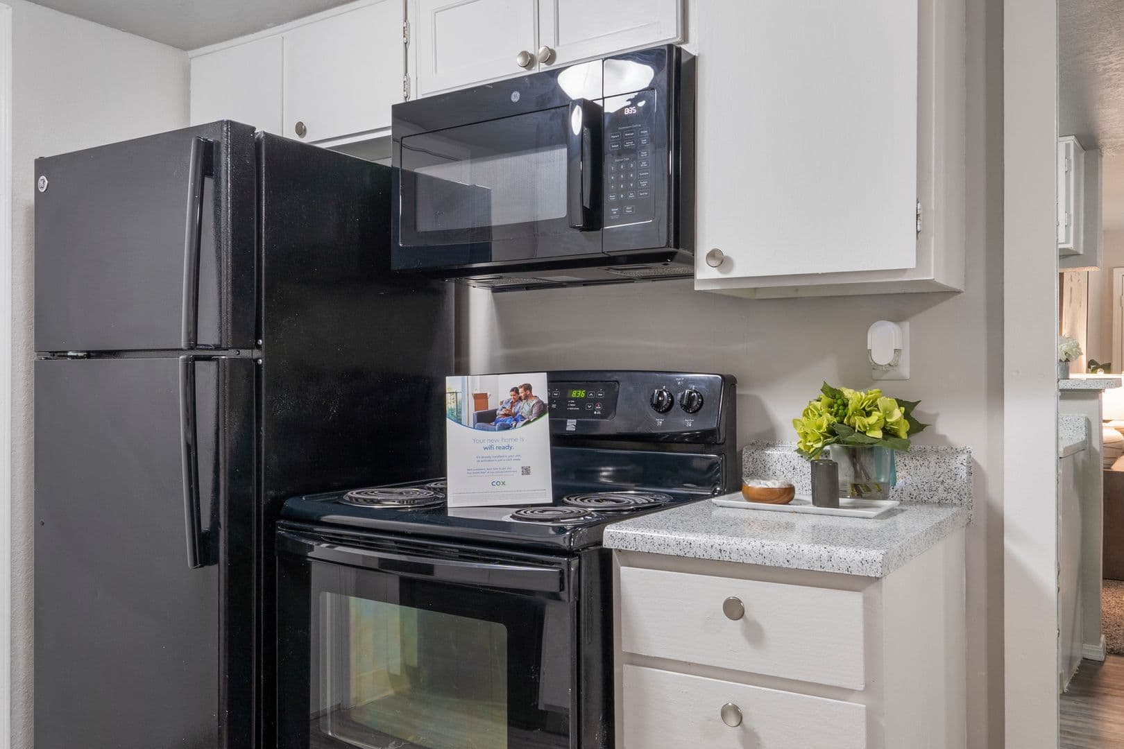 Tulsa Apartment: 10011 S Sheridan Road