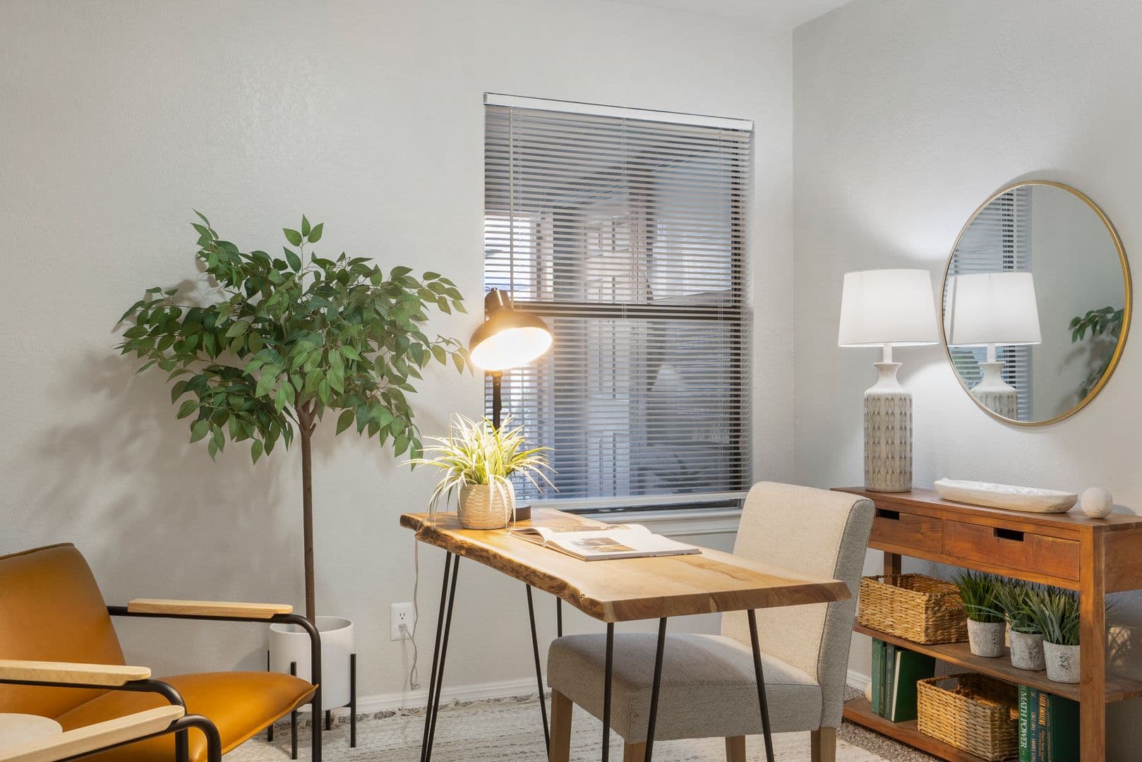 Tulsa Apartment: 10011 S Sheridan Road