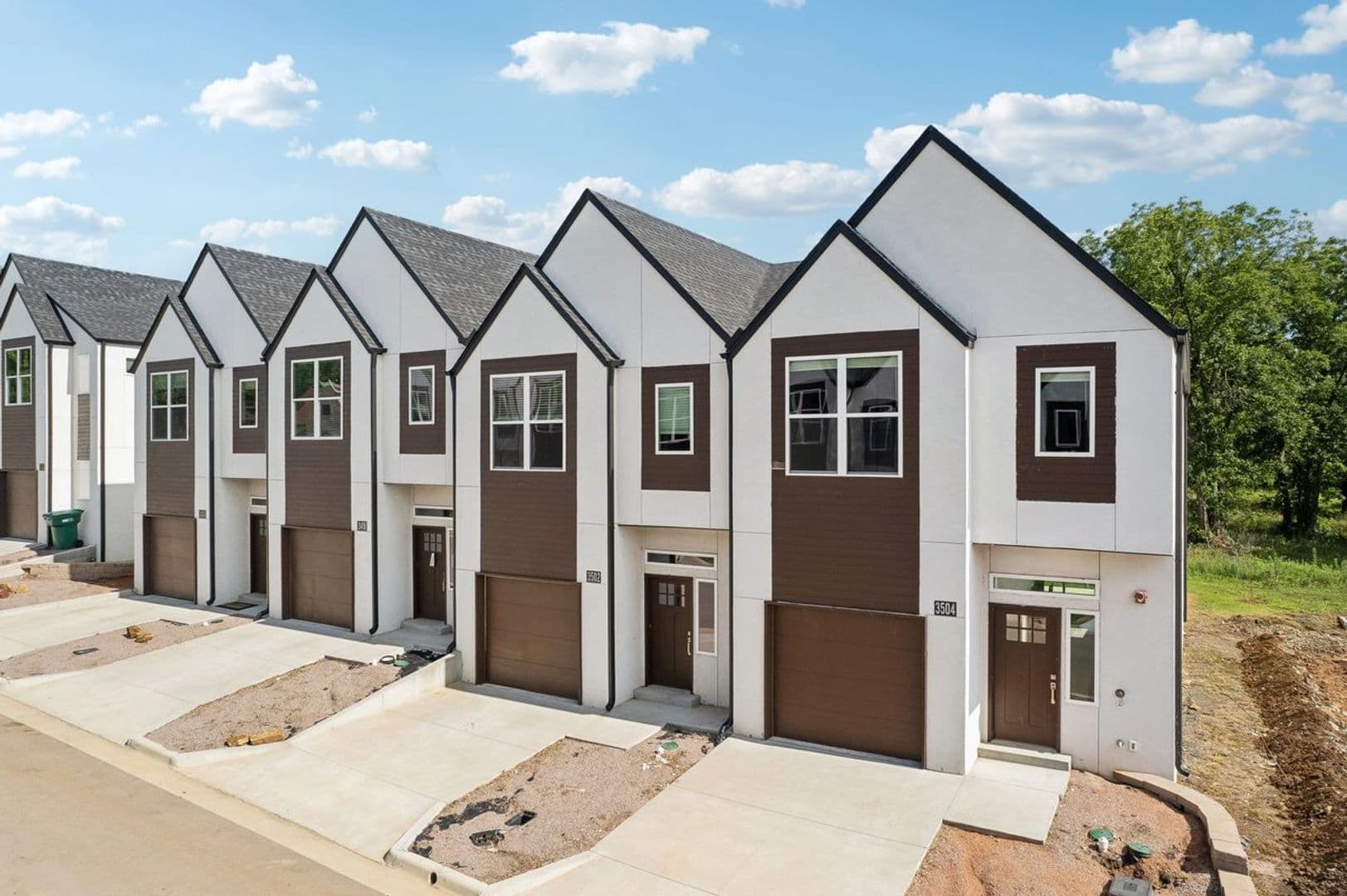 Tulsa Townhome: 7902 S 33rd W Ave
