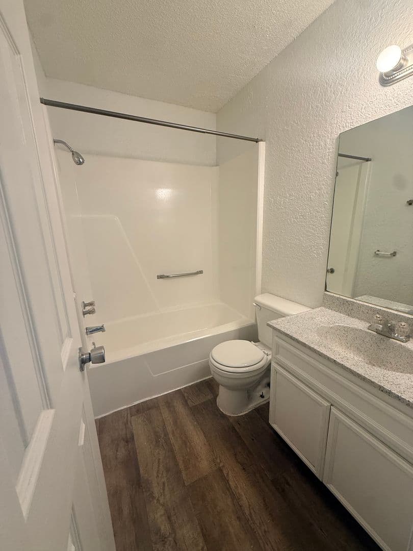 Glenpool Apartment: 1050 E. 141st Street South