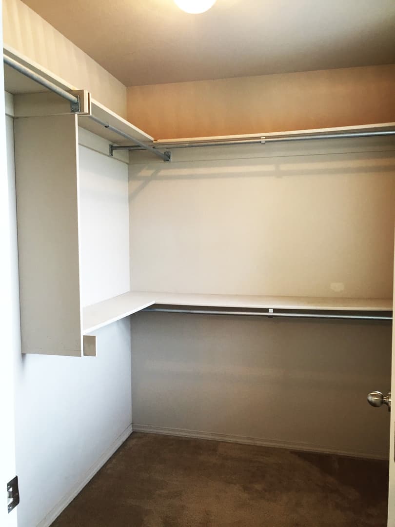 Broken Arrow Apartment: 3400 E. Fairmont Street