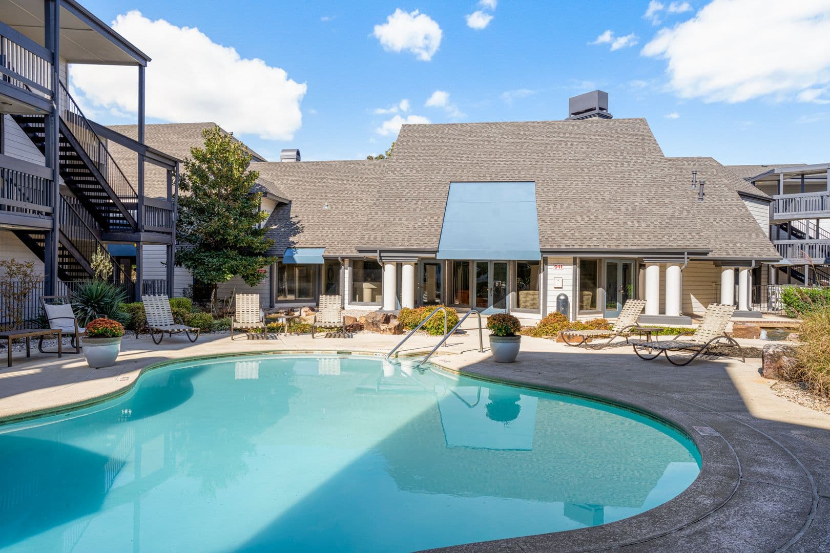 Tulsa Apartment: 10011 S Sheridan Road