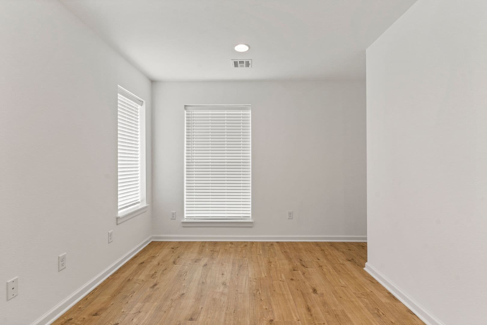 Broken Arrow Townhome: 3405 N 1st Street