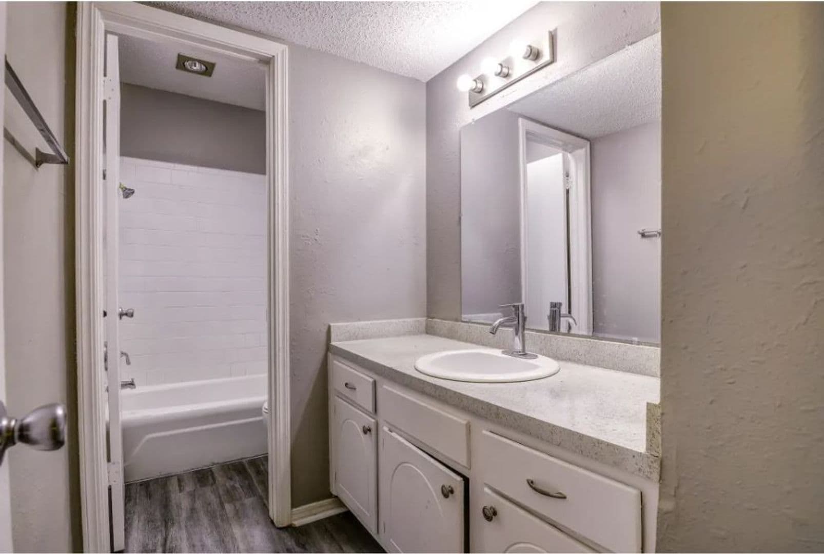 Oklahoma City Apartment: 2221 N. Meridian Ave