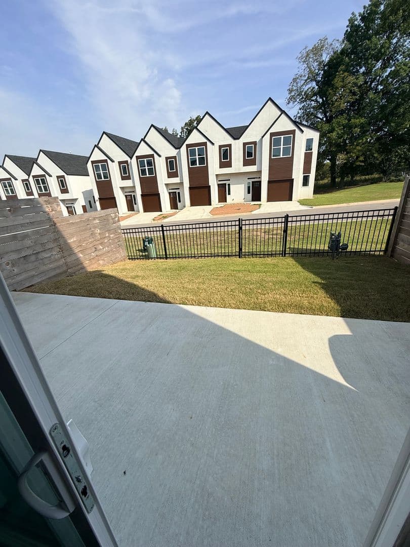 Tulsa Townhome: 7902 S 33rd W Ave