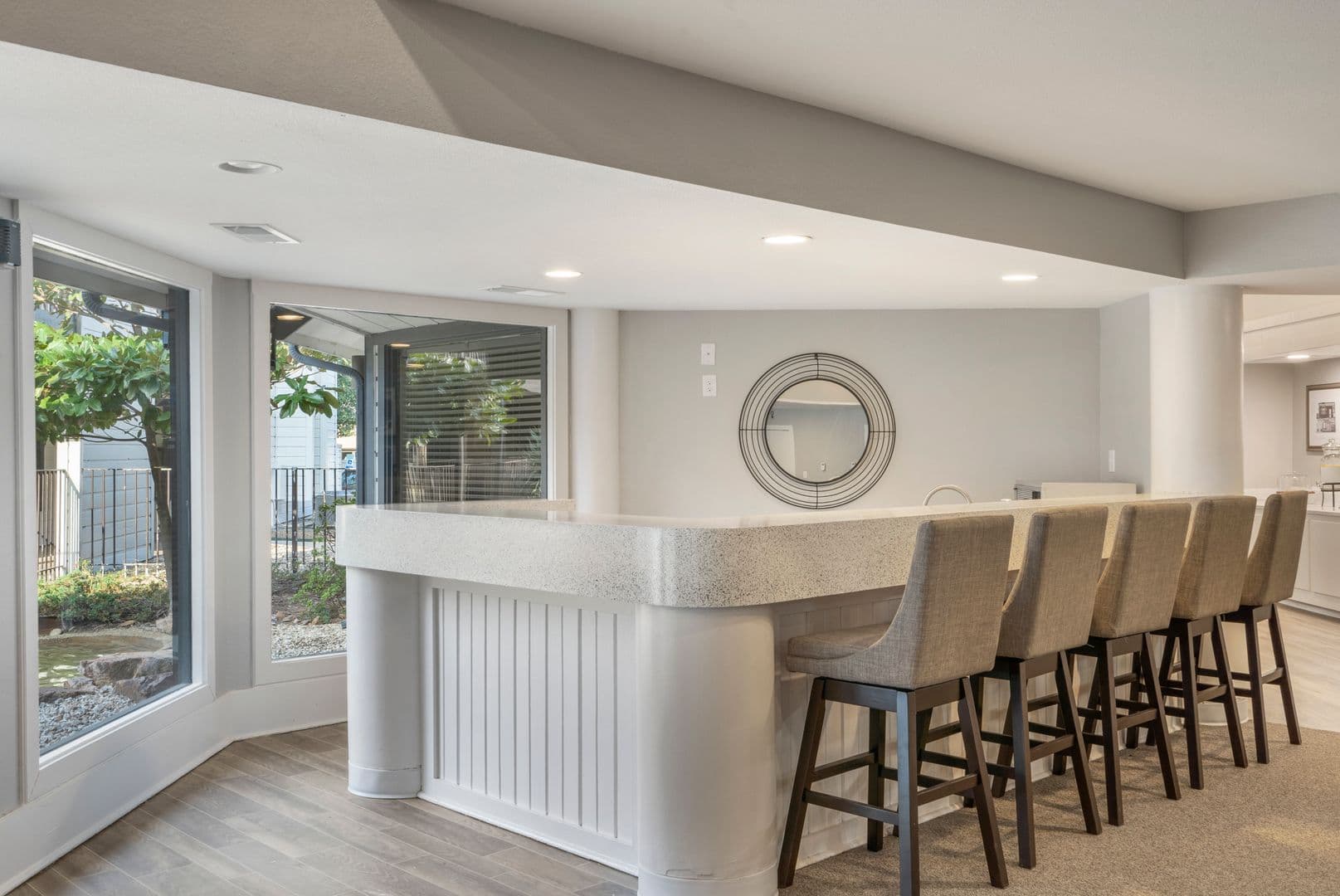 Tulsa Apartment: 10011 S Sheridan Road