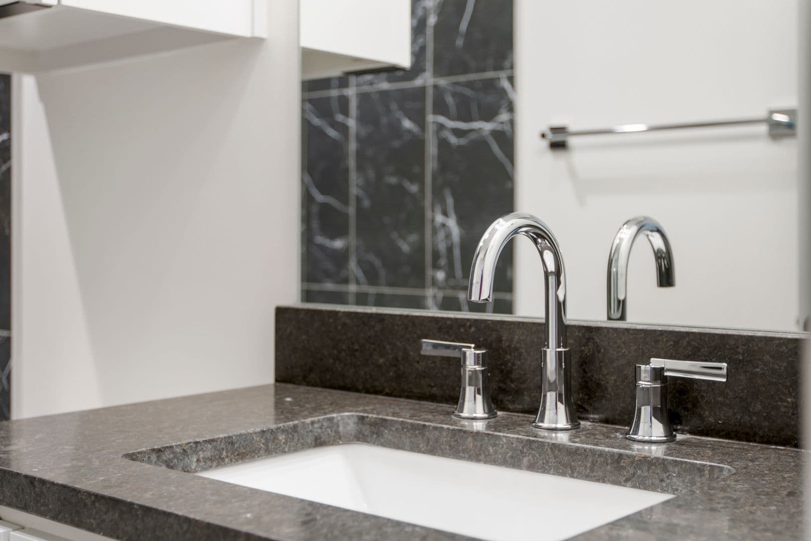 Tulsa Apartment: 1411 S Quaker Ave