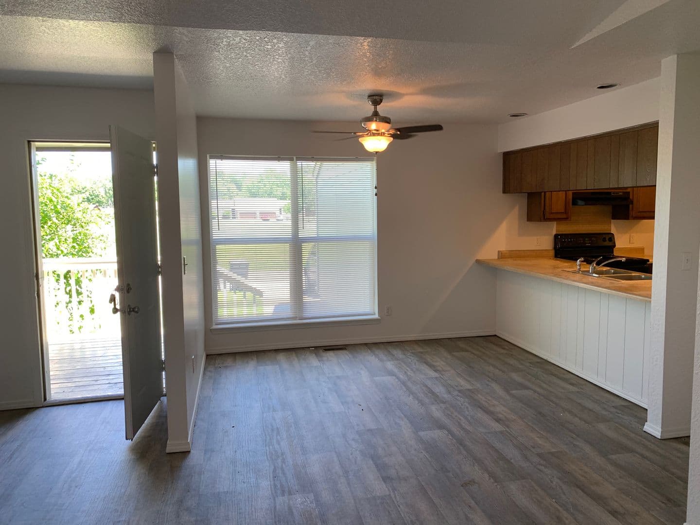 Bixby Apartment: 8336 East 120th Place