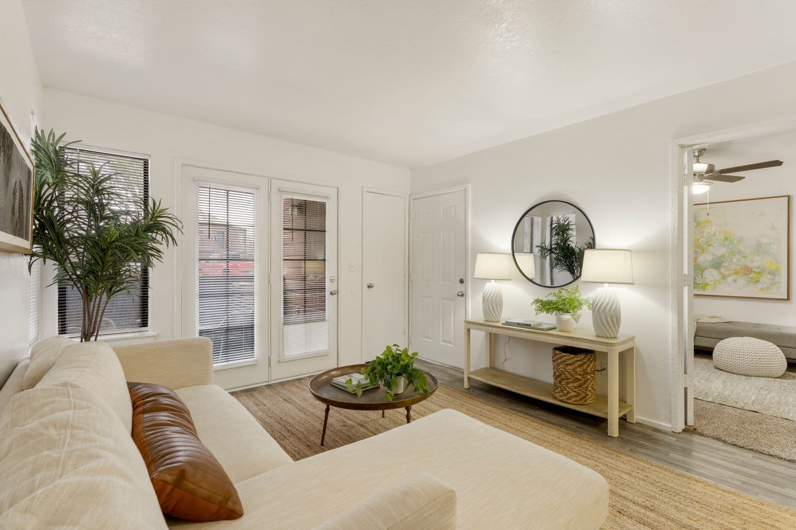 Norman Apartment: 1100 Oak Tree Ave