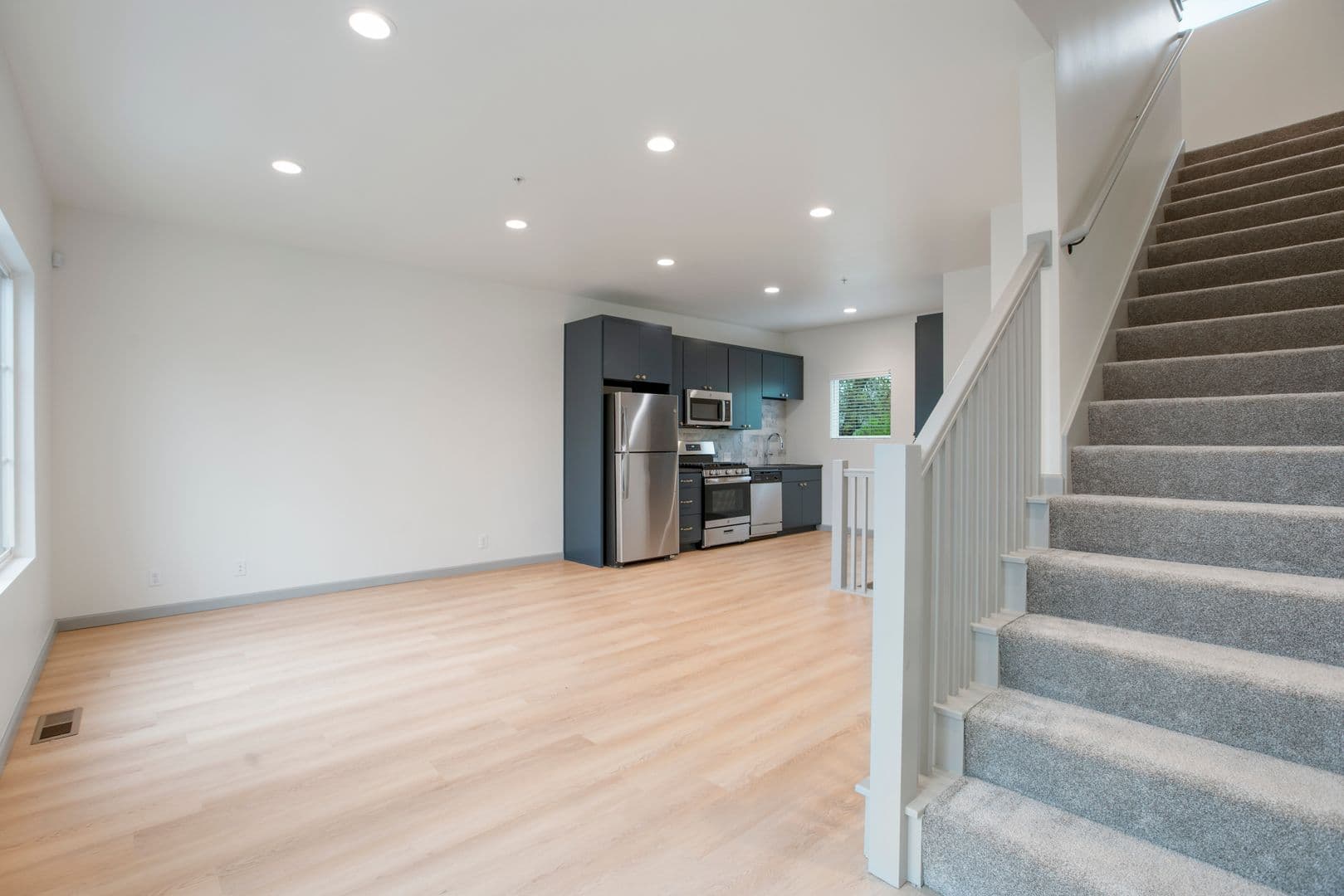 Tulsa Apartment: 1411 S Quaker Ave
