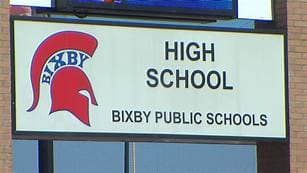 Bixby Apartment: 8336 East 120th Place
