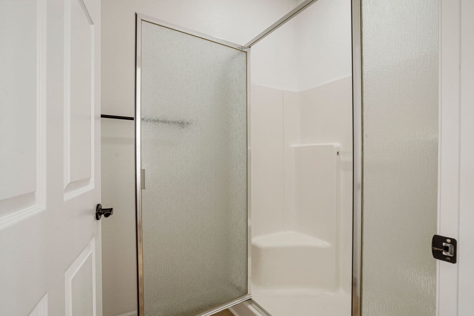 Jenks Apartment: 10700 Douglas Circle