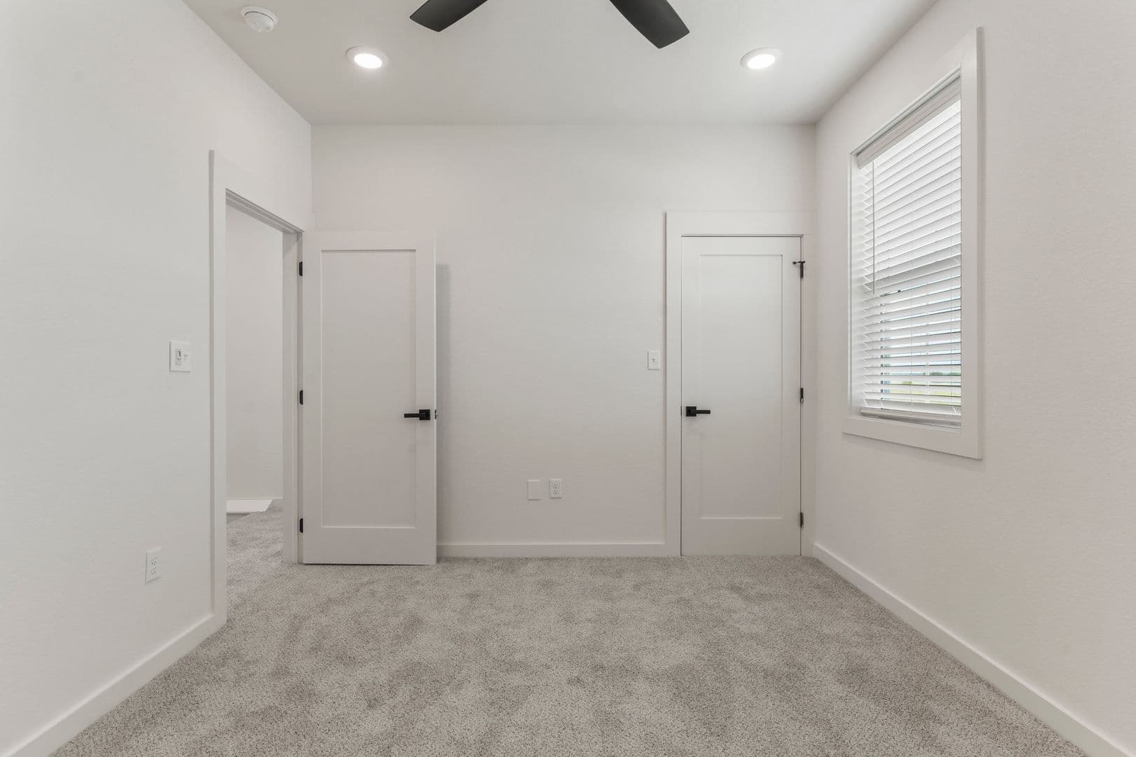 Tulsa Townhome: 17450 W Dearborn Str