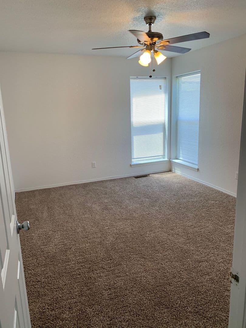 Bixby Apartment: 8336 East 120th Place