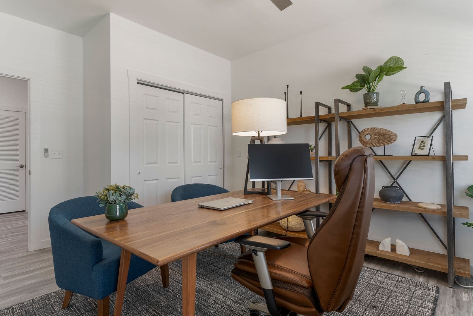 Springdale Apartment: 1510 Powell Street