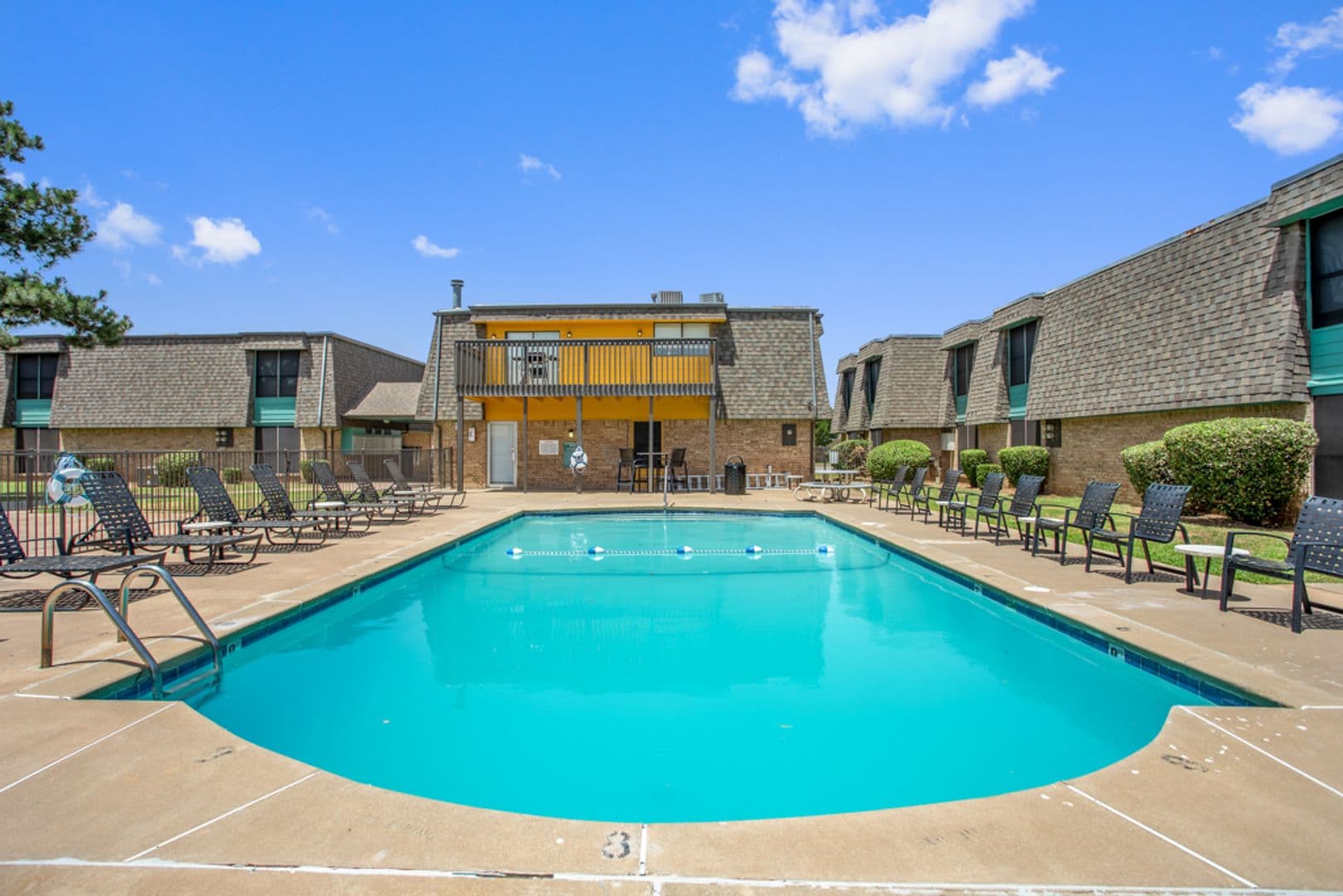 Norman Apartment: 1115 Biloxi Dr