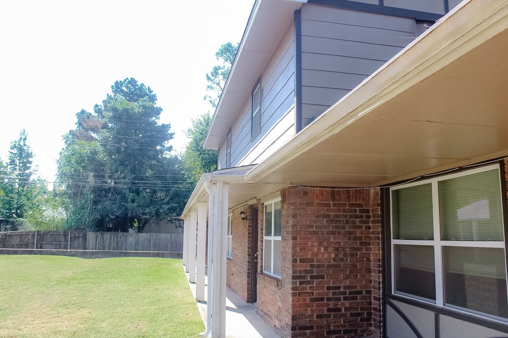 Norman Apartment: 1920 Cherry Stone St