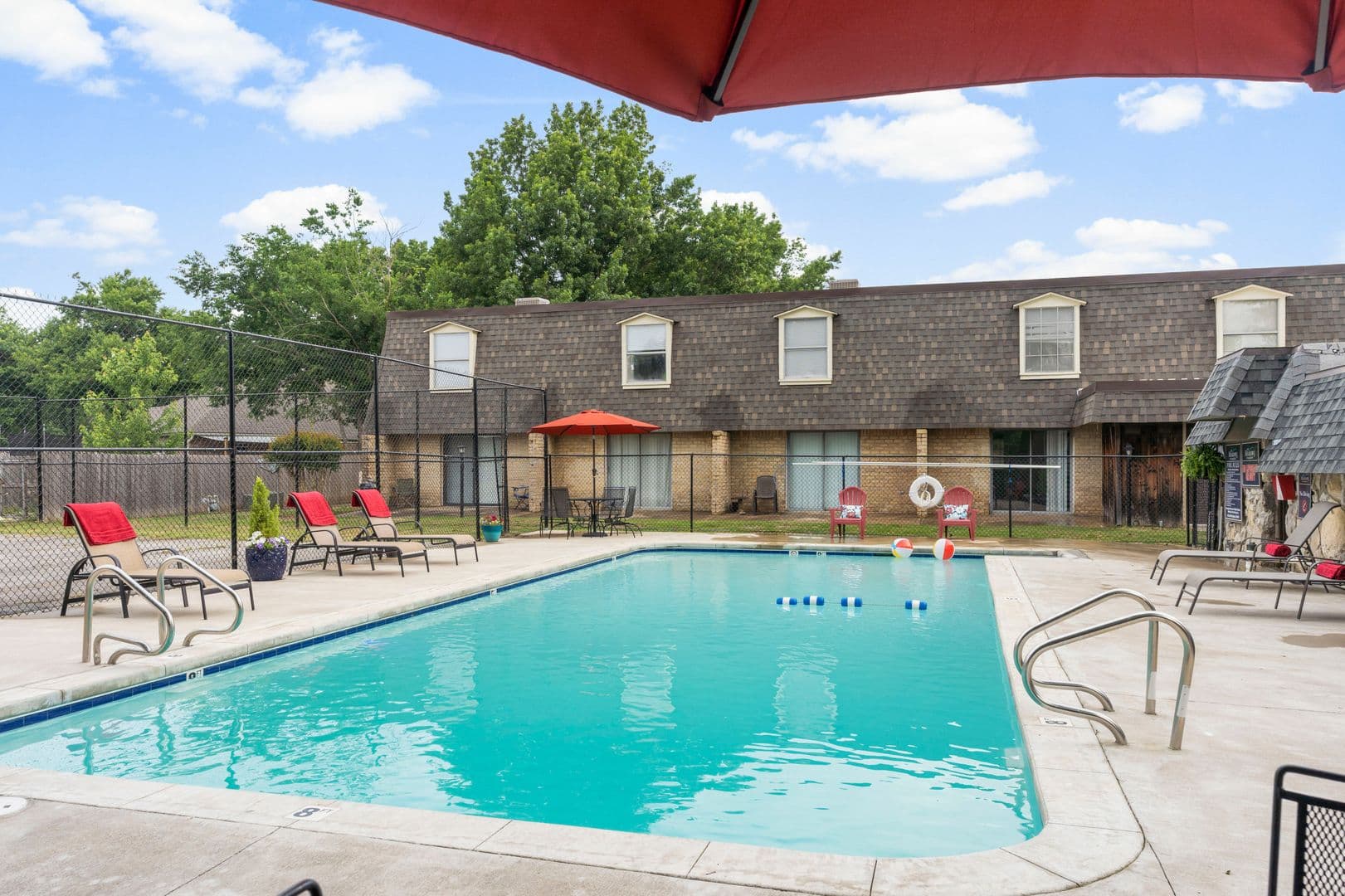 Pryor Apartment: 1501 Meadow Trace Drive #1