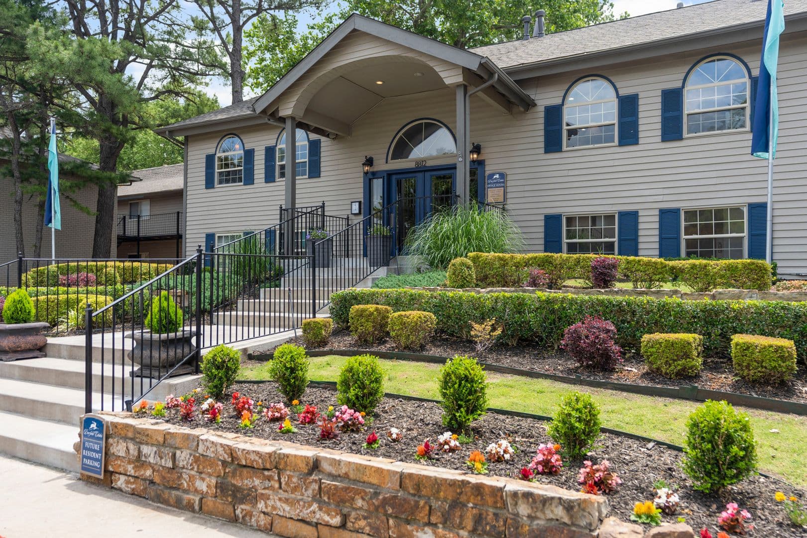 Tulsa Apartment: 8812 S Delaware Ave