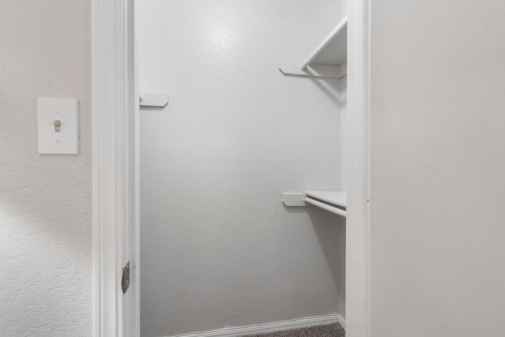 Tulsa Apartment: 10011 S Sheridan Road