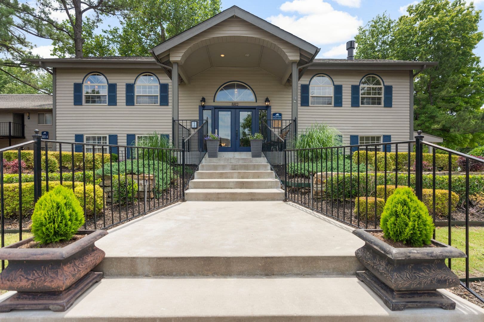 Tulsa Apartment: 8812 S Delaware Ave