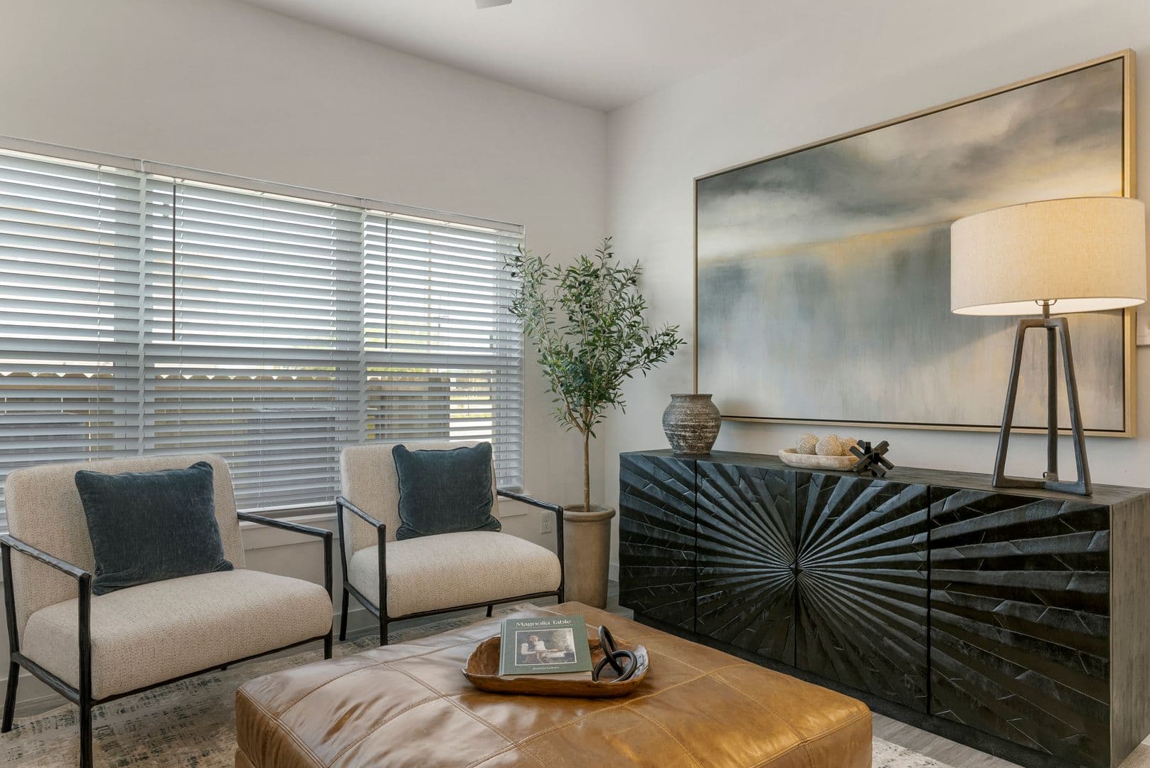 Springdale Apartment: 1510 Powell Street