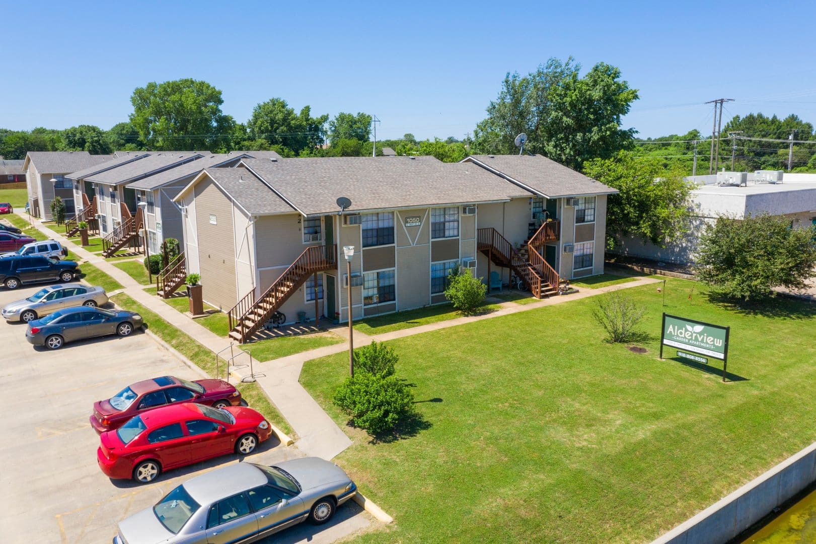 Glenpool Apartment: 1050 E. 141st Street South