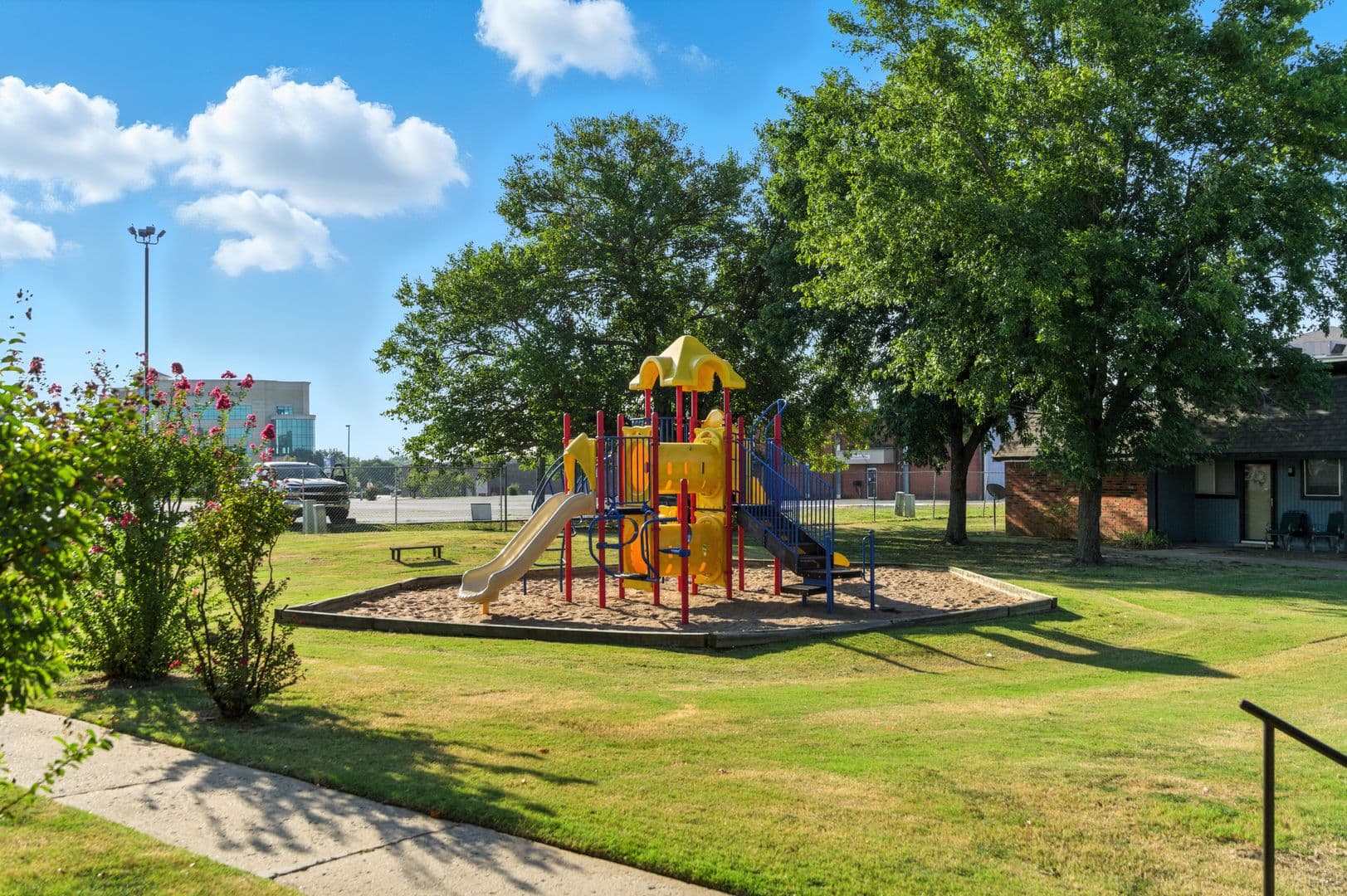 Owasso Apartment: 1311 N. Ash Pl