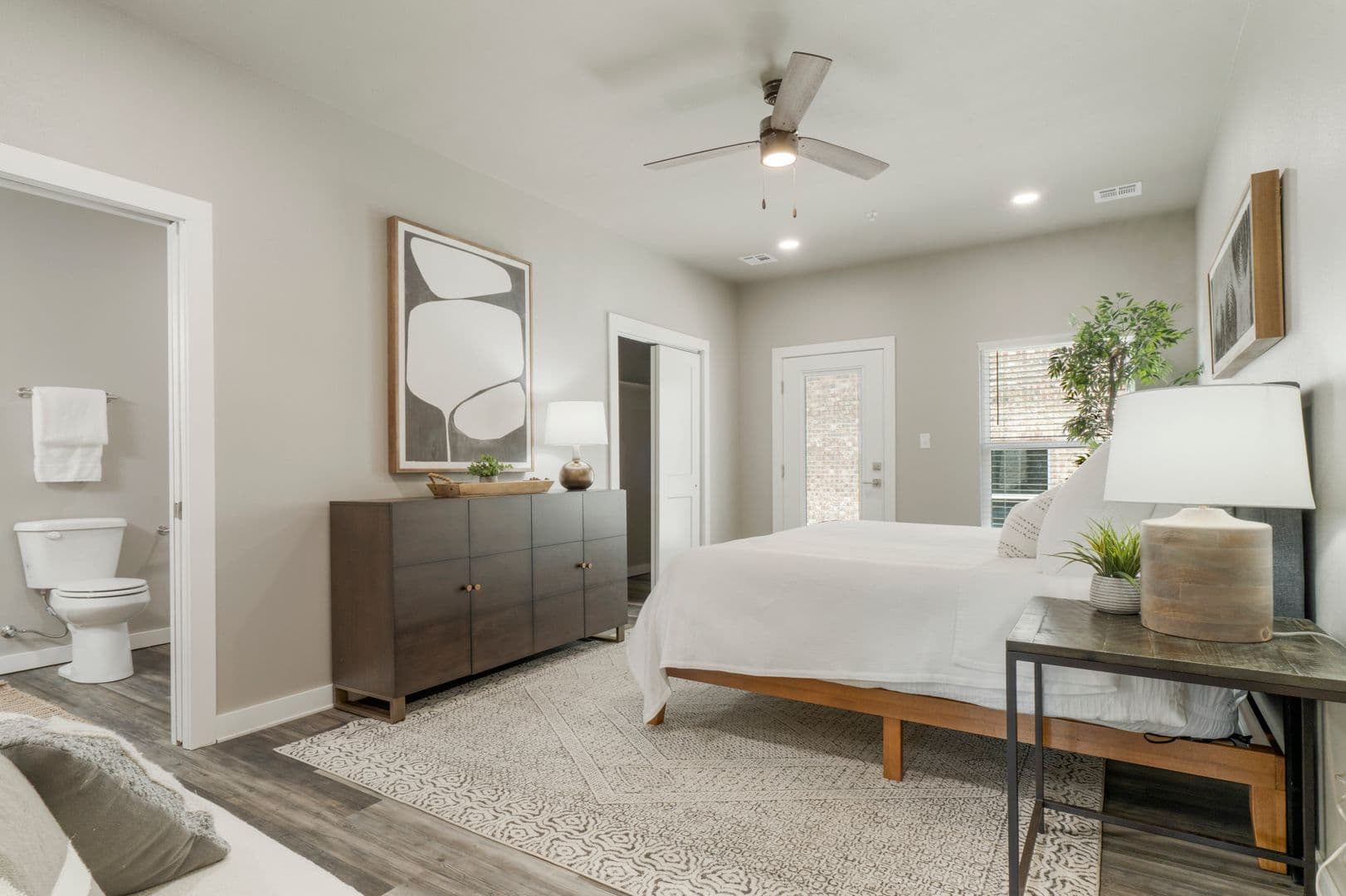 Jenks Apartment: 10700 Douglas Circle