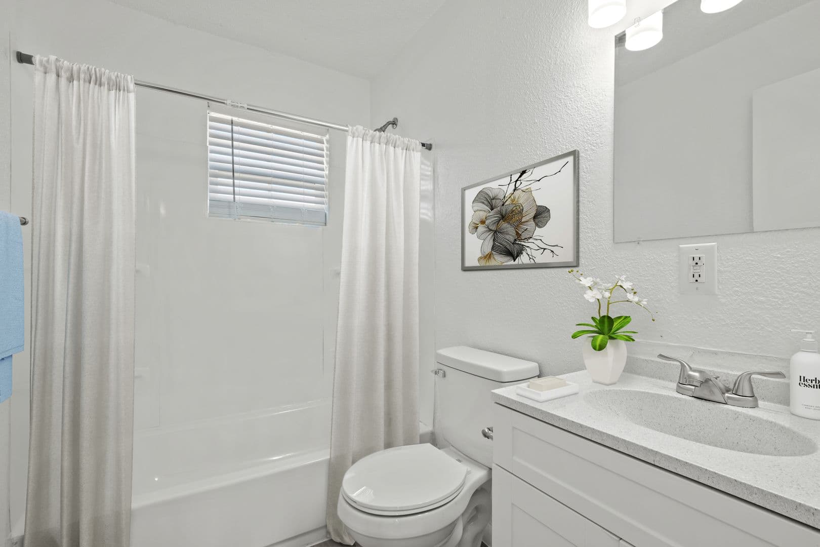 Oklahoma City Apartment: 701 E Wilshire Blvd