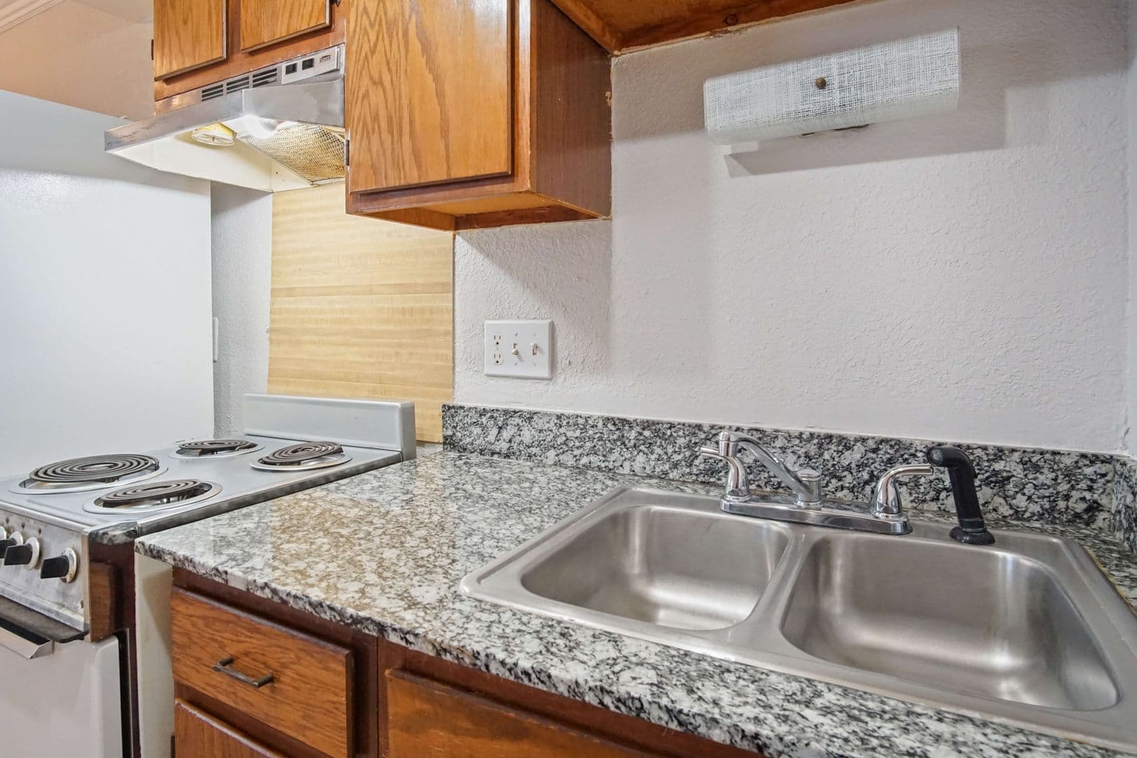 Oklahoma City Apartment: 800 N. Meridian Ave