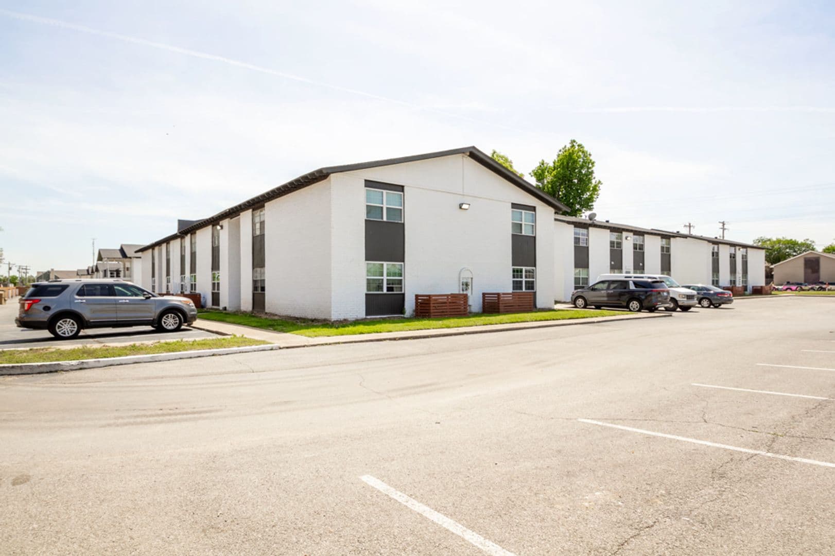 Norman Apartment: 917 24th Ave SW