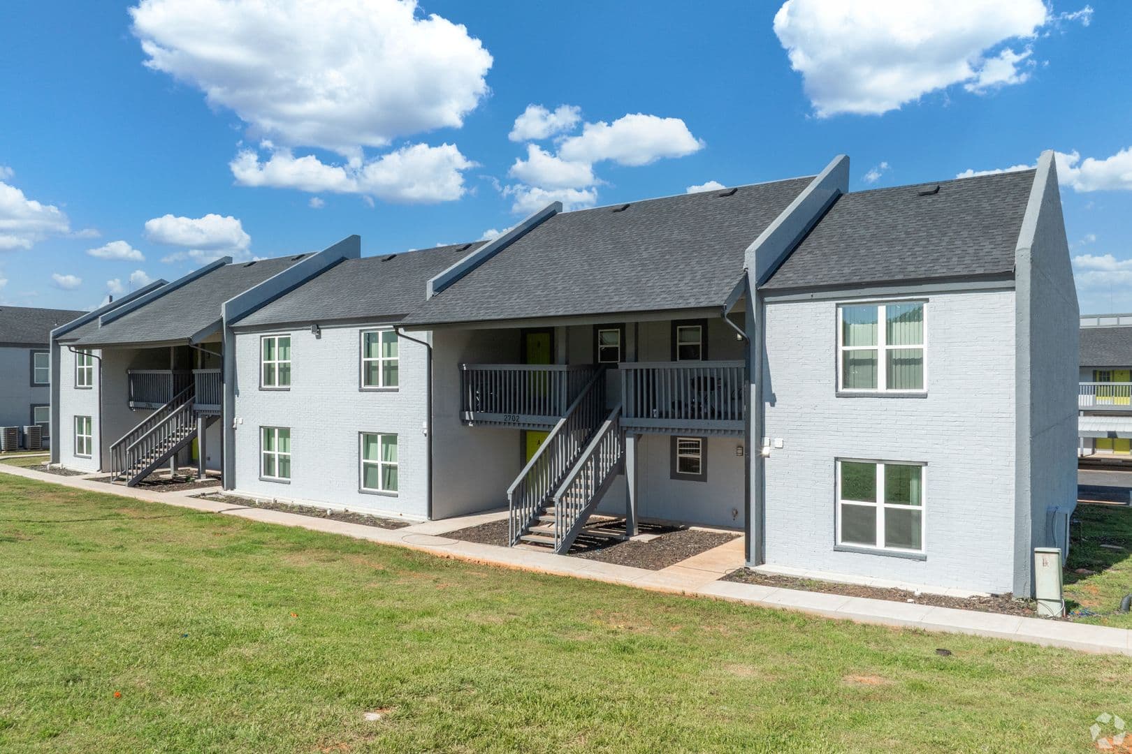 Oklahoma City Apartment: 2700 Indian Creek Blvd
