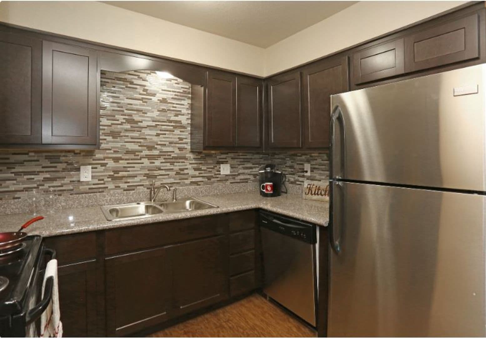 Norman Apartment: 2400 W Brooks St