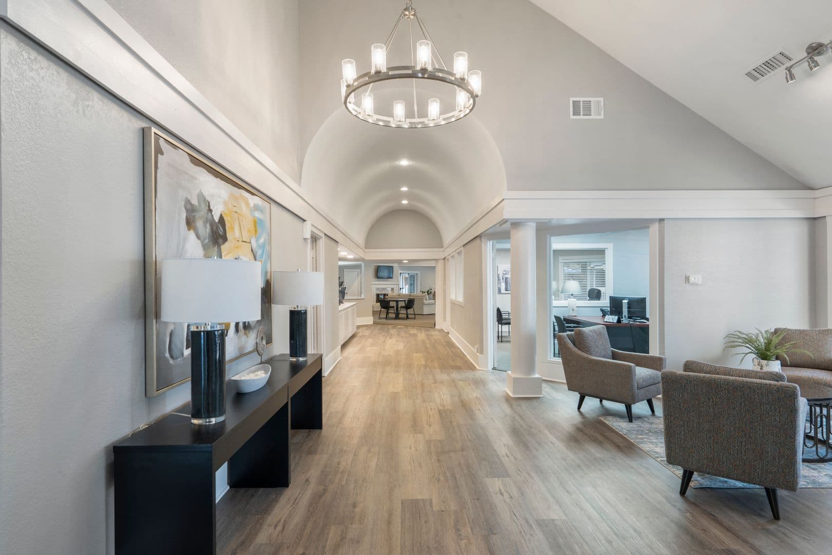 Tulsa Apartment: 10011 S Sheridan Road