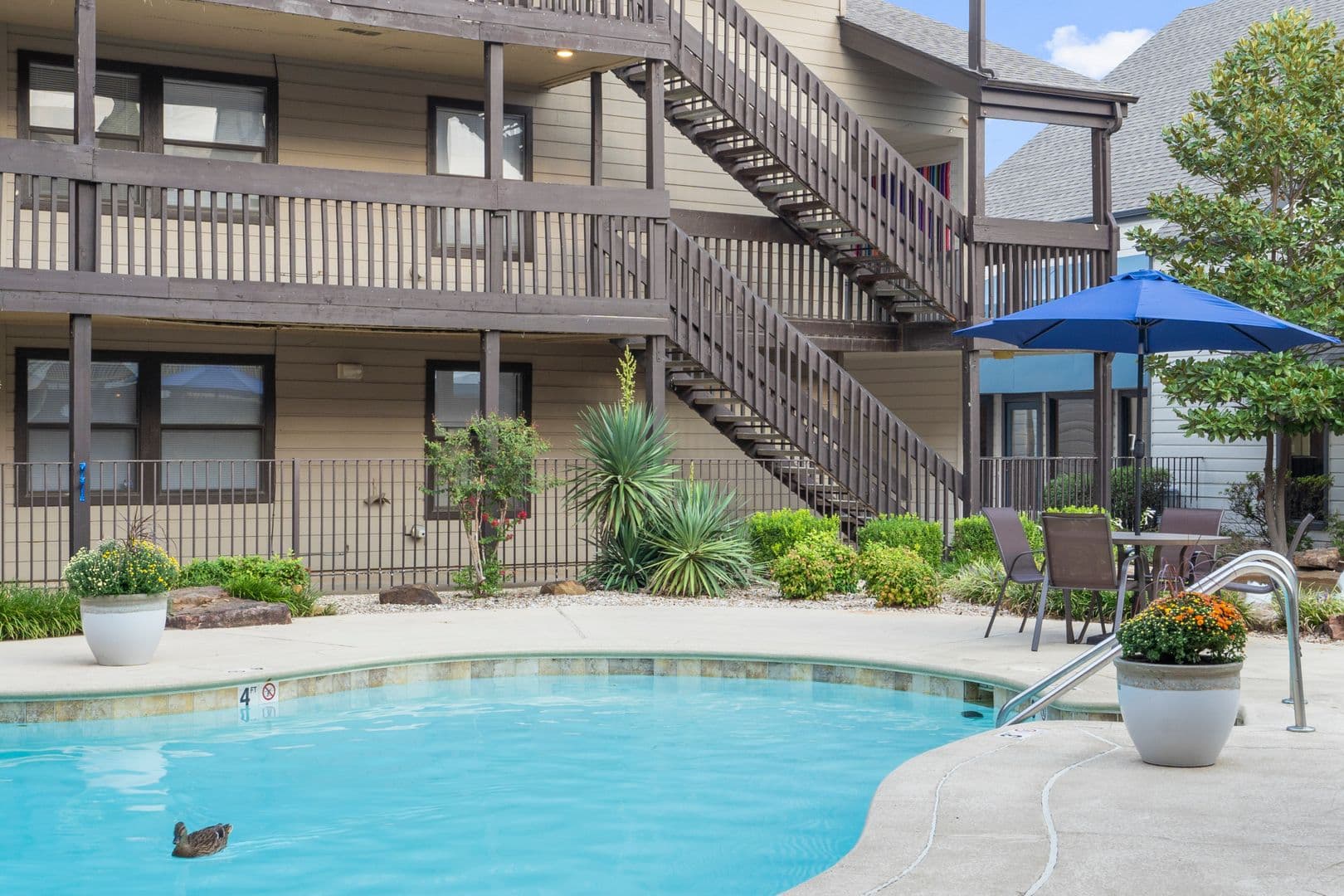 Tulsa Apartment: 10011 S Sheridan Road
