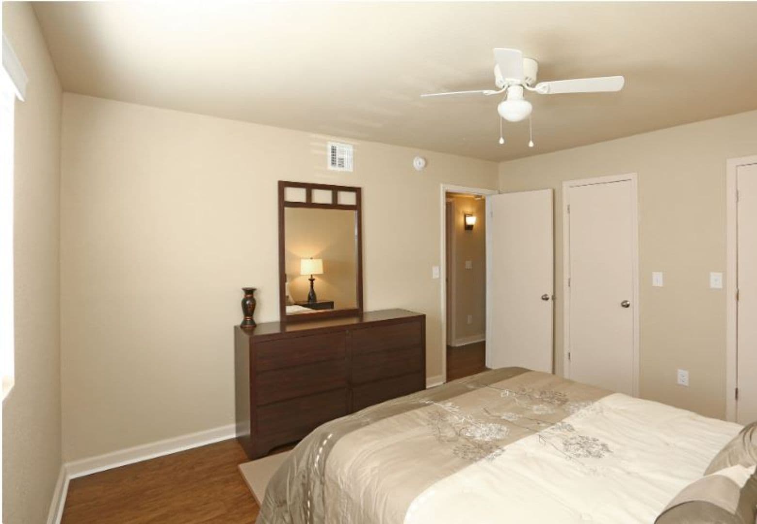 Norman Apartment: 2400 W Brooks St