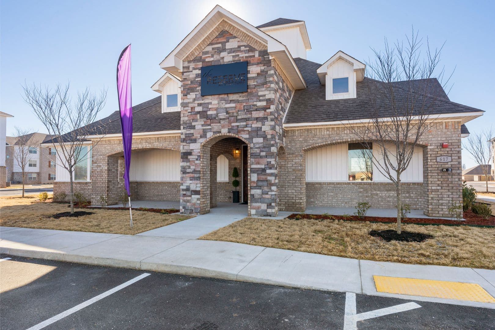 Springdale Apartment: 617 Spallone Blvd