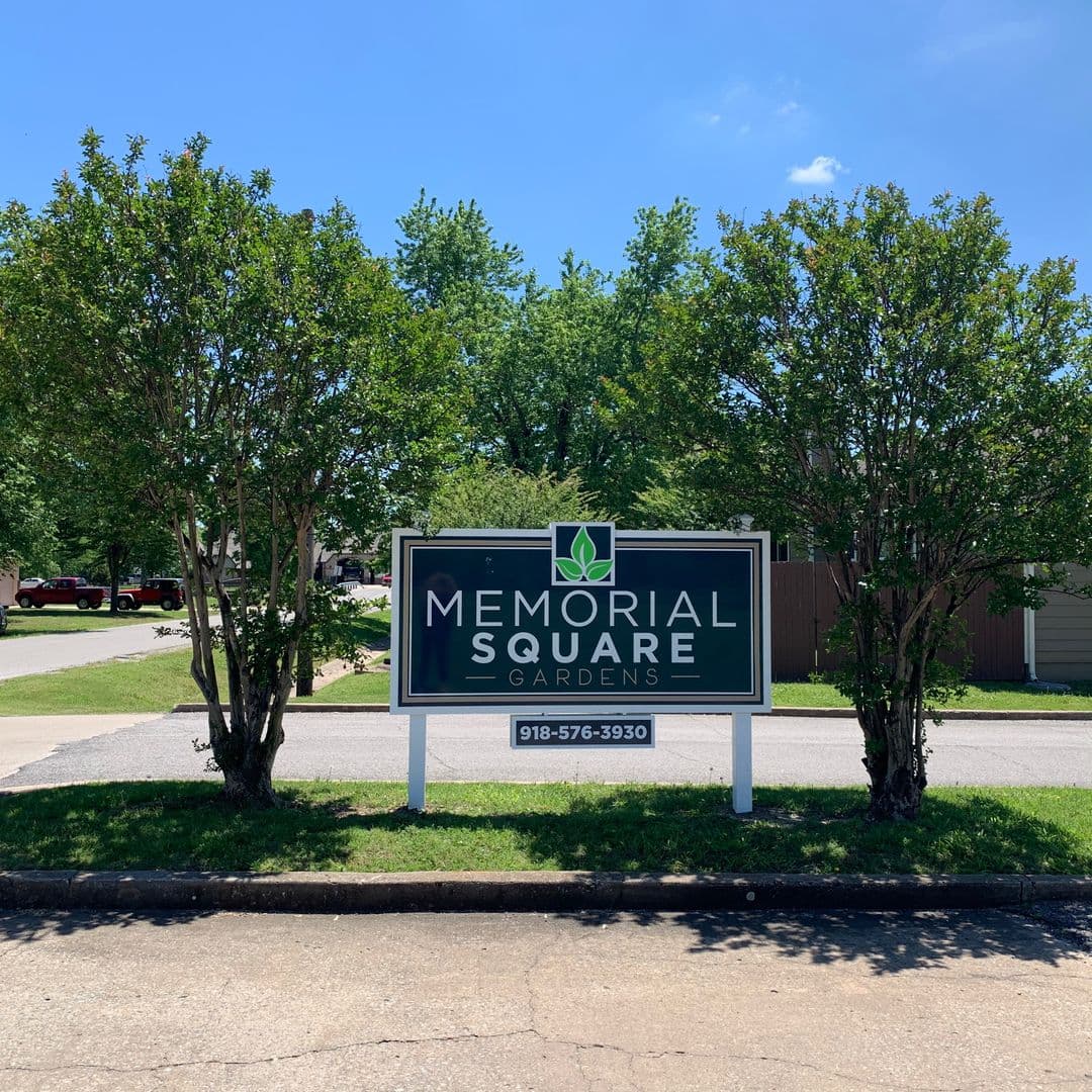 Bixby Apartment: 8336 East 120th Place