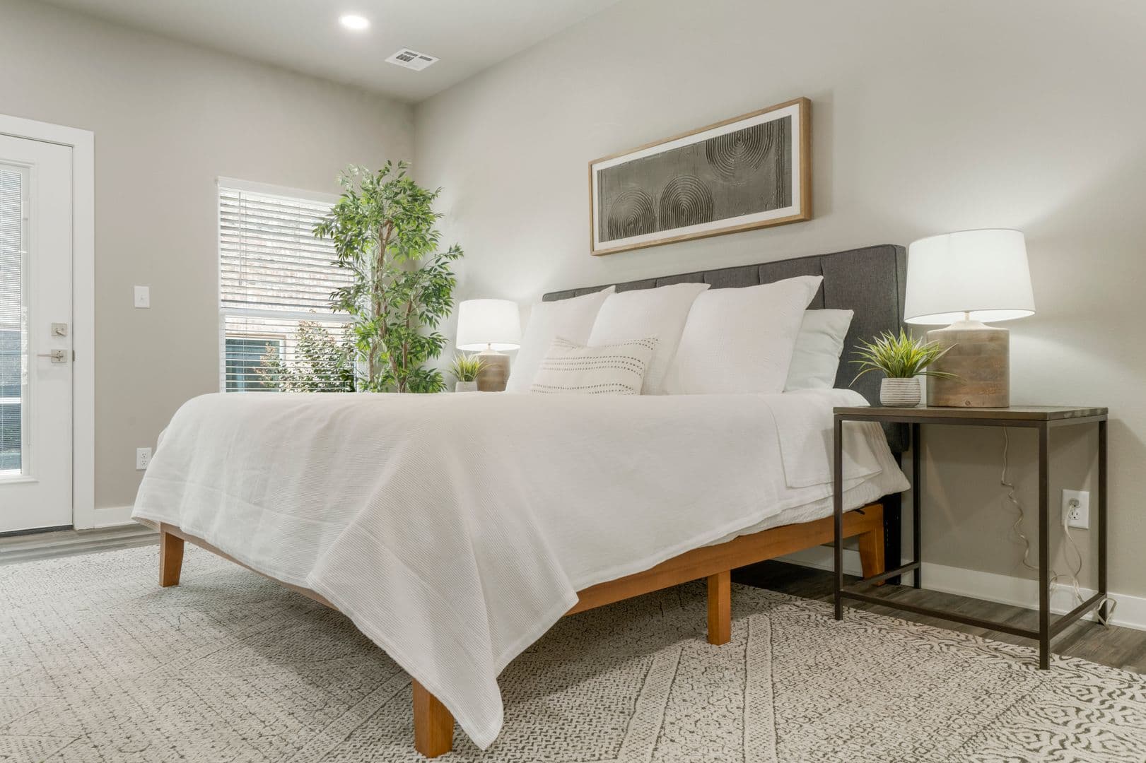 Jenks Apartment: 10700 Douglas Circle